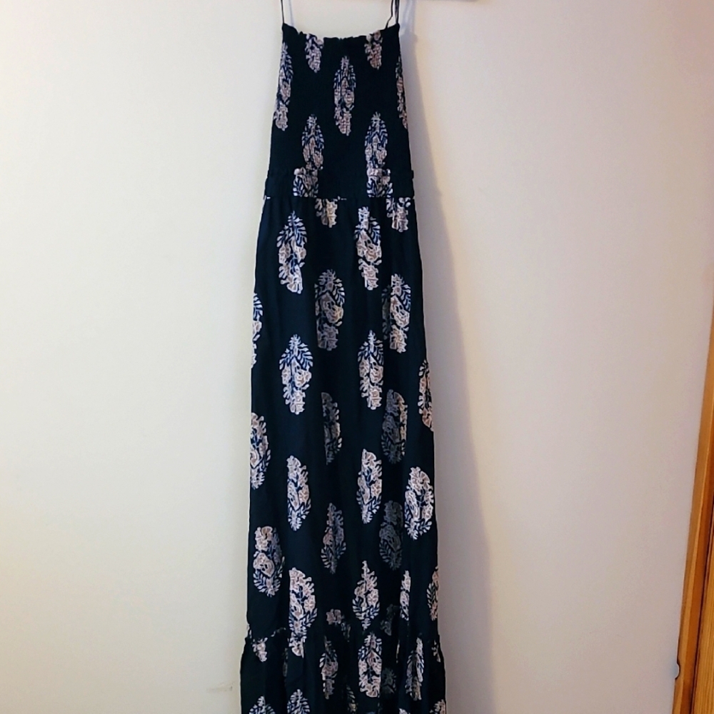 Chic Black and White Patterned Maxi Dress